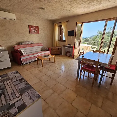 Apartment Cardellini 30 - Piscine En -vue Mer - 2 Personnes Kamiesch